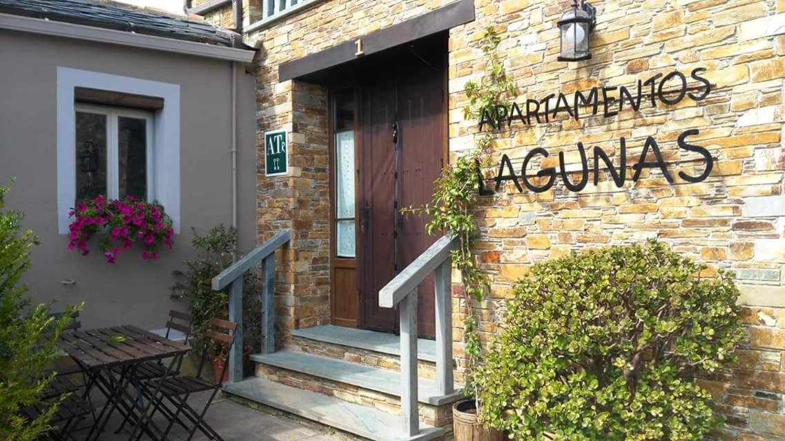 Apartamentos Lagunas Кастрополь Екстер'єр фото